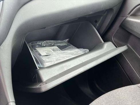 Used 2023 Chevrolet Equinox LT image 24