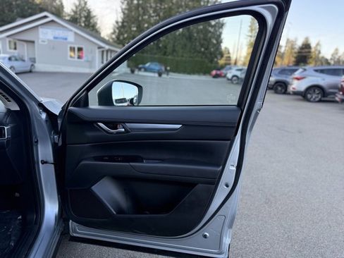 Used 2023 MAZDA CX-5 AWD 2.5 S w/ Preferred Package image 26