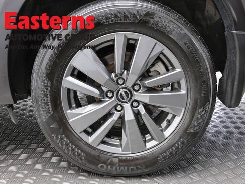Used 2023 Nissan Pathfinder S AWD/4WD image 8