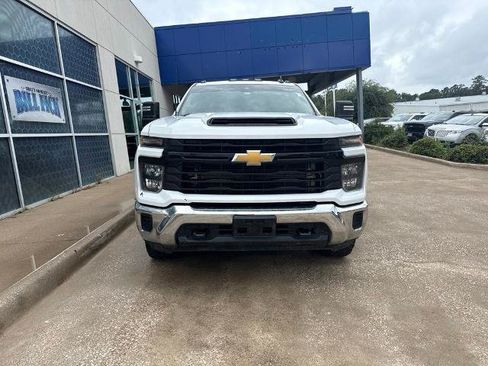 Used 2024 Chevrolet Silverado 3500 W/T w/ WT Convenience Package AWD/4WD image 3