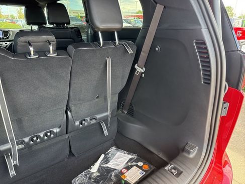 New 2026 Chrysler Voyager LX image 28