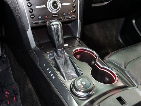 Used 2017 Ford Explorer Sport w/ Equipment Group 401A image 18