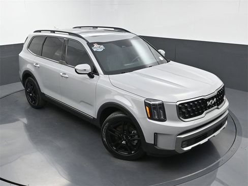 Used 2023 Kia Telluride SX X-Line image 37