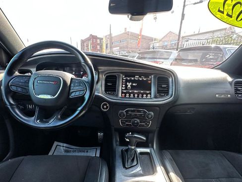 Used 2022 Dodge Charger R/T w/ Daytona Edition Group RWD image 9