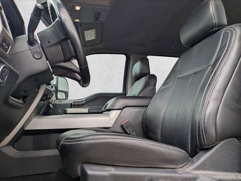 Used 2021 Ford F250 Lariat w/ Lariat Ultimate Package AWD/4WD image 15
