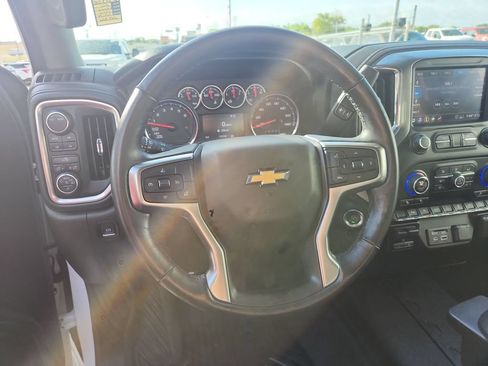Used 2020 Chevrolet Silverado 1500 LT w/ Texas Edition AWD/4WD image 18