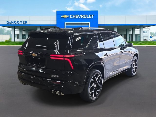 Used 2026 Chevrolet Traverse High Country w/ LPO, Floor Liner Package AWD/4WD image 6