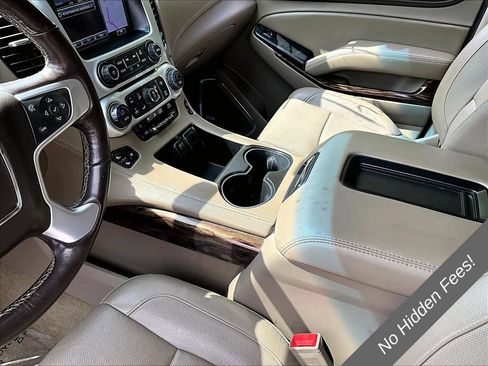 Used 2018 GMC Yukon SLT w/ Open Road Package AWD/4WD image 13