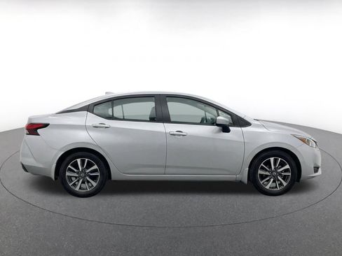 Used 2025 Nissan Versa SV FWD image 14