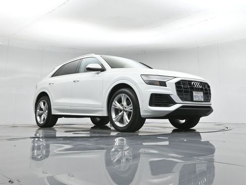 Used 2023 Audi Q8 Premium Plus image 47