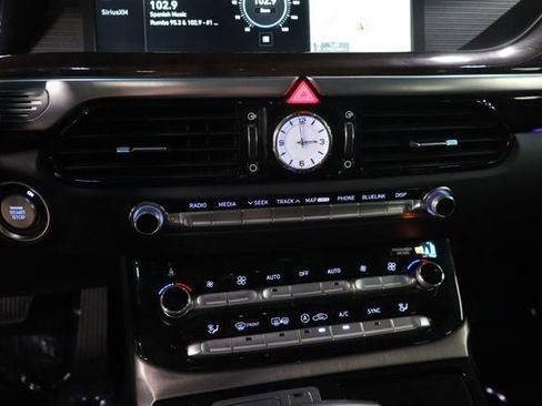 Used 2017 Genesis G90 5.0 Ultimate RWD image 34