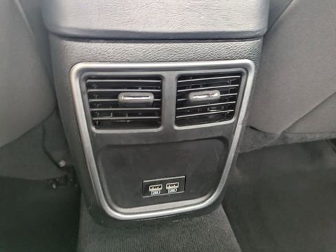 Used 2023 Dodge Charger SXT image 12