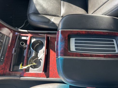 Used 2013 Cadillac Escalade Luxury image 14