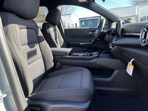 New 2026 Chevrolet Equinox LT image 25