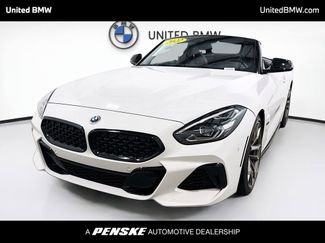 Used 2022 BMW Z4 M40i w/ Premium Package video 1