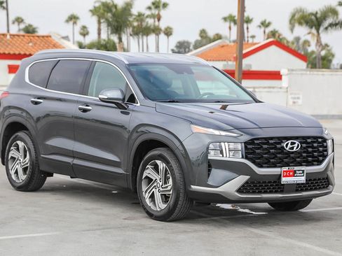 Used 2023 Hyundai Santa Fe SEL FWD image 4