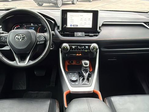 Used 2024 Toyota RAV4 Adventure image 18