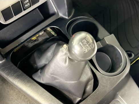 Used 2013 Toyota Tacoma 2WD Regular Cab image 18