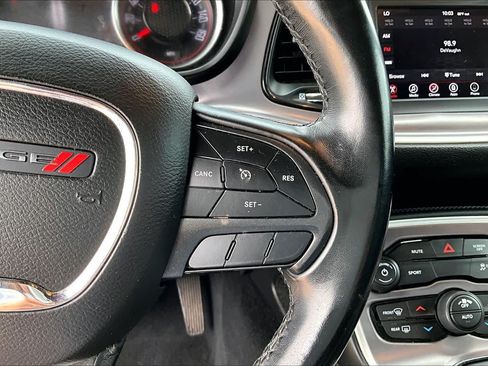 Used 2019 Dodge Challenger SXT RWD image 23