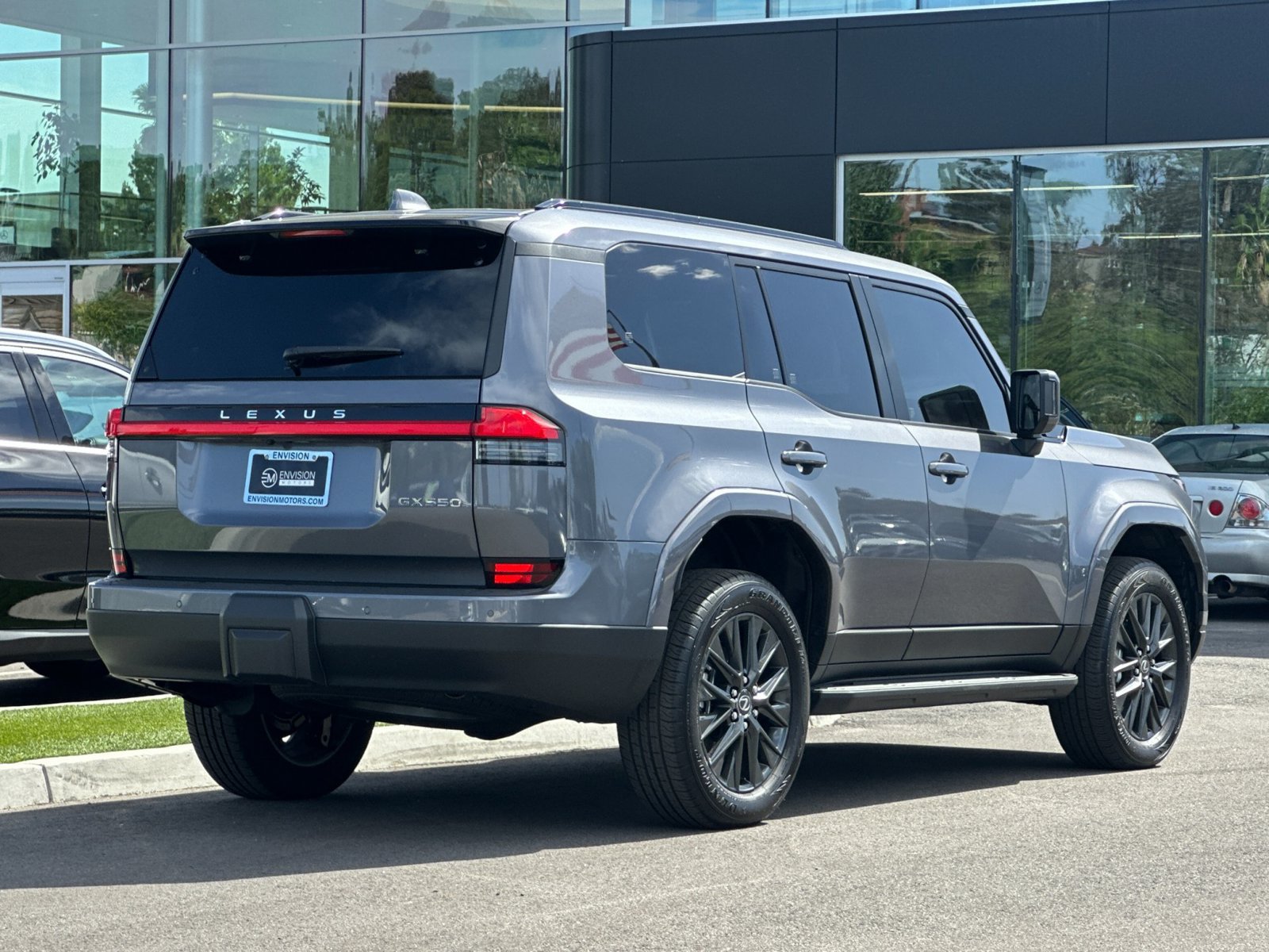 Used 2025 Lexus GX 550 w/ Cold Area Package AWD/4WD image 3