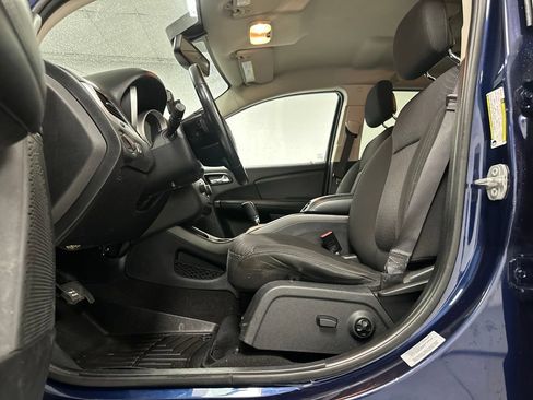 Used 2017 Dodge Journey SXT w/ Premium Group FWD image 18