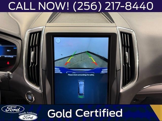 Used 2024 Ford Edge Titanium AWD/4WD image 16