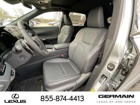 New 2026 Lexus RX 450h AWD image 12
