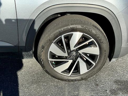 Used 2024 Volkswagen Atlas SE image 10