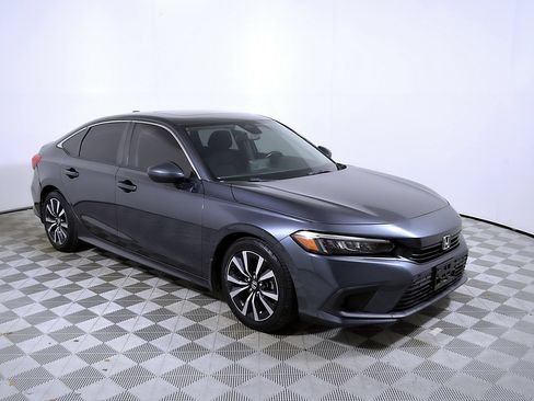 Used 2024 Honda Civic EX image 6
