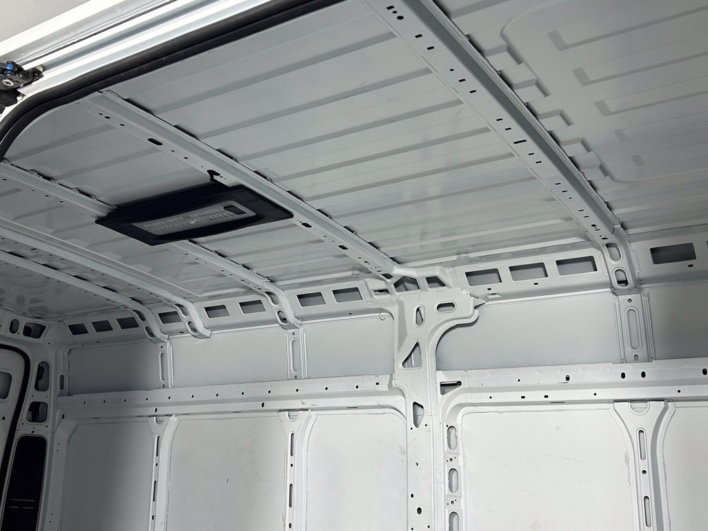 Used 2025 RAM ProMaster 2500 w/ Convenience Group FWD image 12