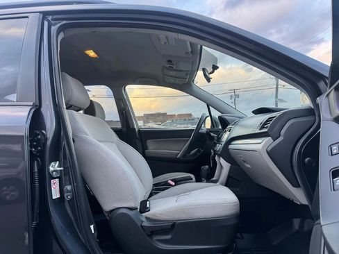 Used 2017 Subaru Forester 2.5i w/ Alloy Wheel Package AWD/4WD image 25