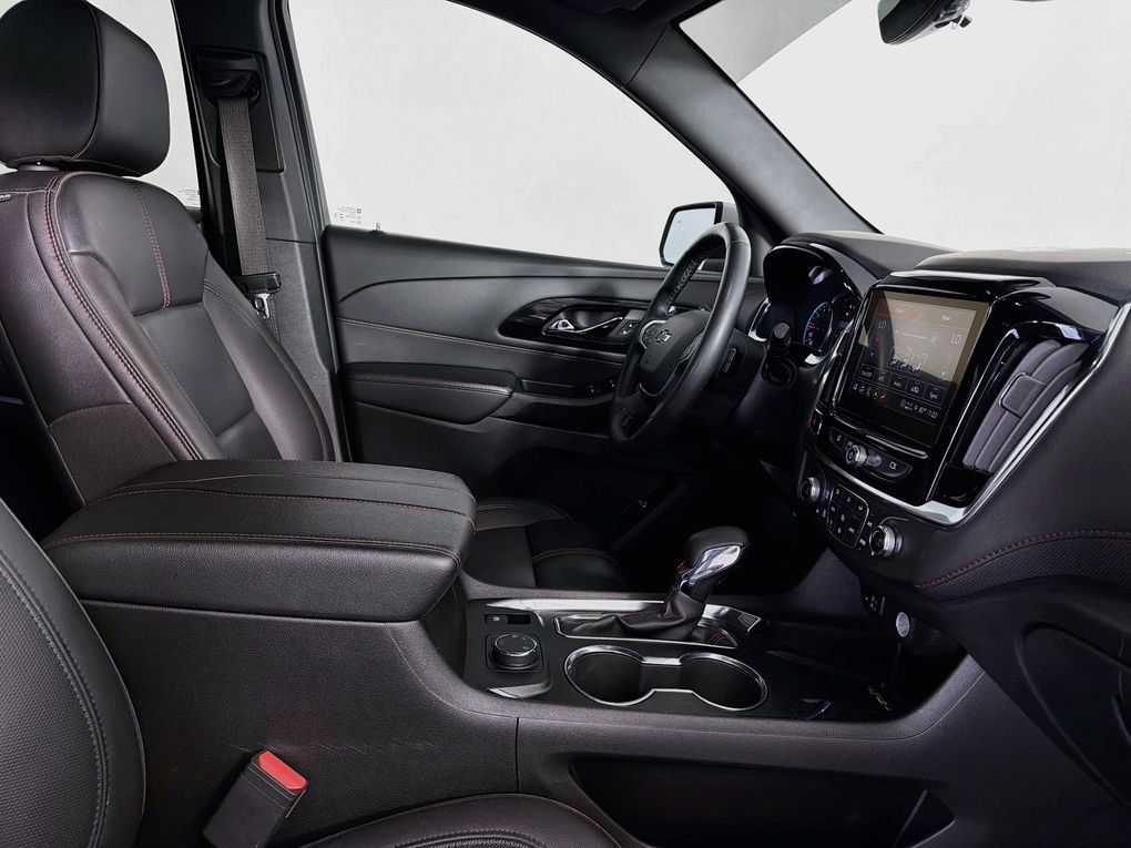 Used 2023 Chevrolet Traverse RS AWD/4WD image 35