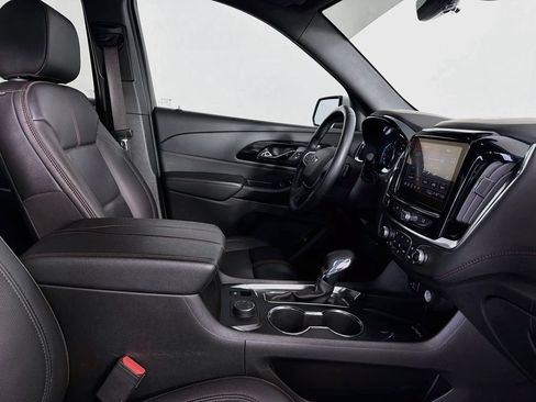 Used 2023 Chevrolet Traverse RS AWD/4WD image 35