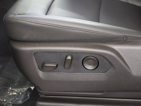 New 2026 Chevrolet Silverado 1500 LT w/ Z71 Off-Road Package image 12