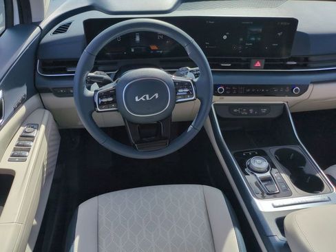 New 2026 Kia Carnival EX FWD image 20