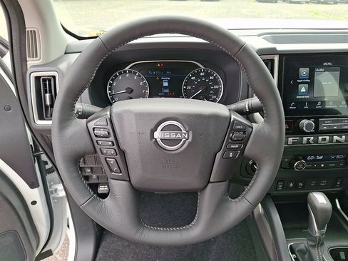 New 2026 Nissan Frontier SV w/ All-Weather Content Package AWD/4WD image 10