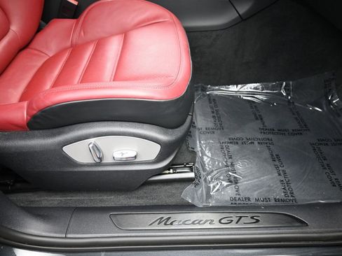 Used 2023 Porsche Macan GTS image 29