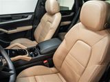 Certified 2025 Porsche Cayenne image 5