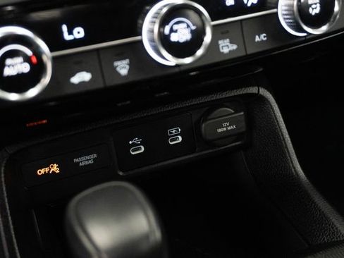 Certified 2025 Honda Civic Sport image 24