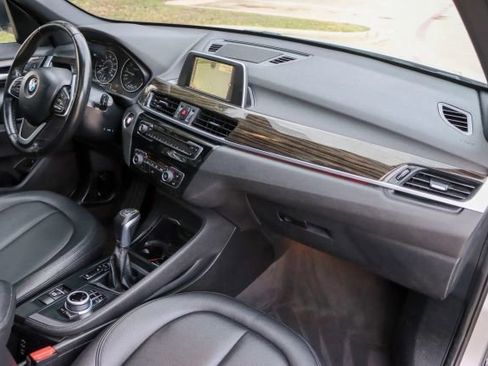 Used 2017 BMW X1 xDrive28i image 22
