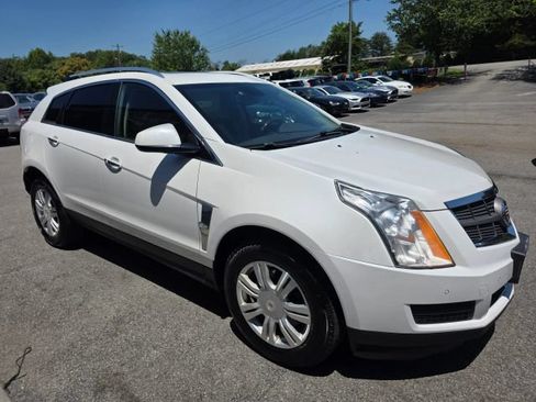 Used 2012 Cadillac SRX Luxury FWD image 3