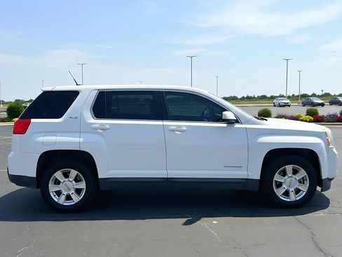 Used 2012 GMC Terrain SLE image 8