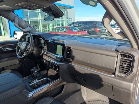 Certified 2025 Chevrolet Silverado 1500 RST w/ Convenience Package II image 44