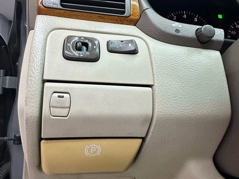 Used 2002 Lexus LS 430 image 12