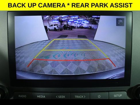 Used 2022 Hyundai Kona SE image 6