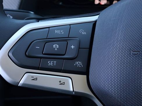 New 2026 Volkswagen Atlas Peak Edition AWD/4WD image 21