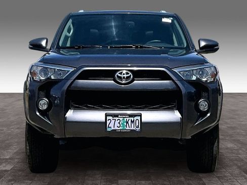 Used 2017 Toyota 4Runner SR5 Premium AWD/4WD image 5