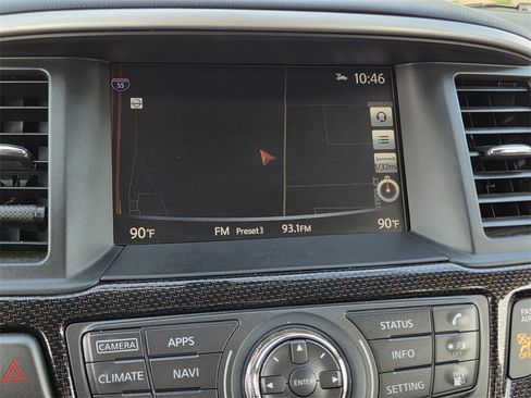 Used 2019 Nissan Pathfinder SL image 9