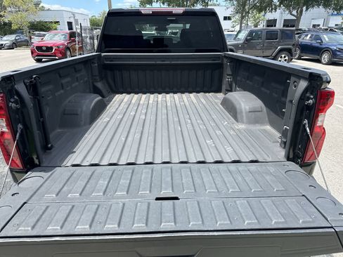 Used 2024 Chevrolet Silverado 2500 Custom w/ Custom Convenience Package AWD/4WD image 15