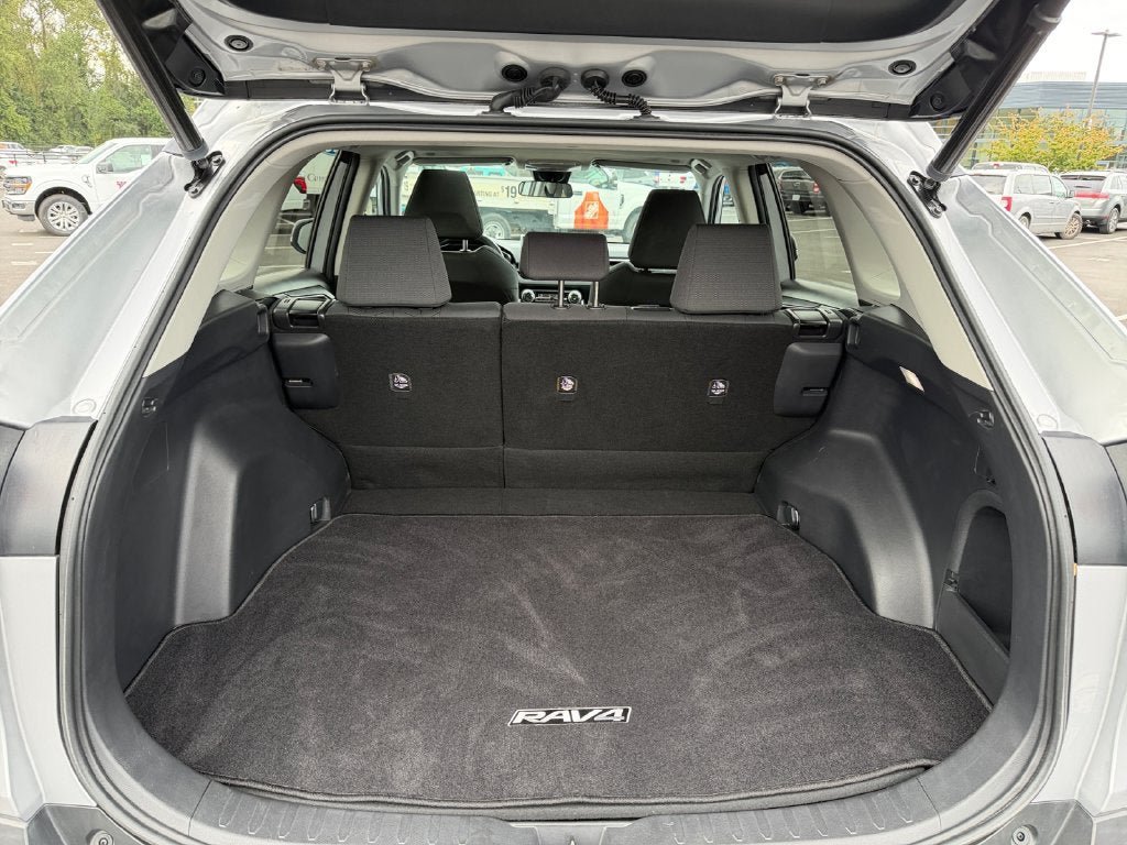 Used 2023 Toyota RAV4 XLE w/ Convenience Package AWD/4WD image 22